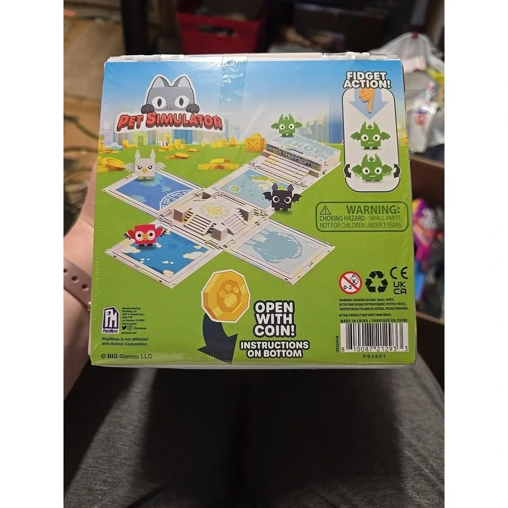 Pet Simulator Lucky Block Playset Fidget Pets x4 Insert Coin To Open New Sealed